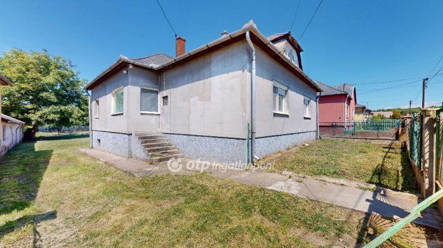 Eladó családi ház, Putnokon 15.9 M Ft, 3 szobás