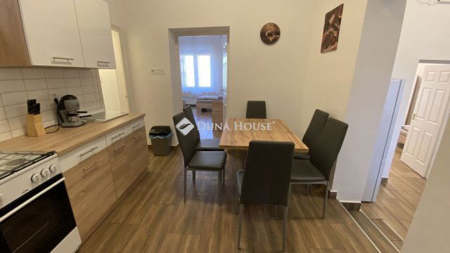 Kiadó családi ház, albérlet, Budapesten, XX. kerületben