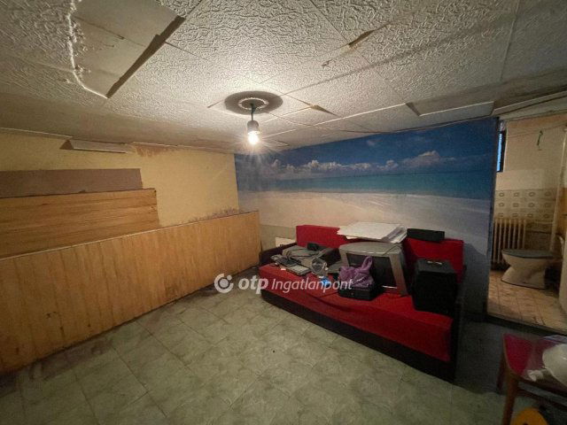 Eladó nyaraló, Nyírtelken 15.9 M Ft, 4 szobás