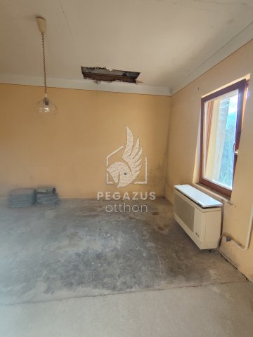 Eladó családi ház, Sajópüspökin 8.9 M Ft, 3 szobás