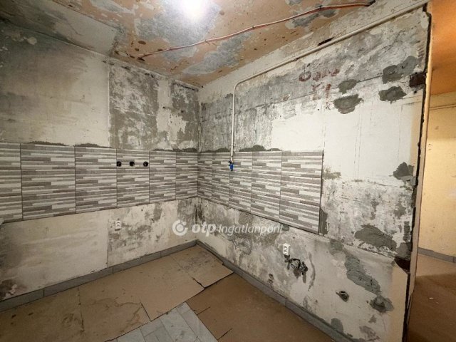 Eladó panellakás, Bátonyterenyén 15.9 M Ft, 2 szobás