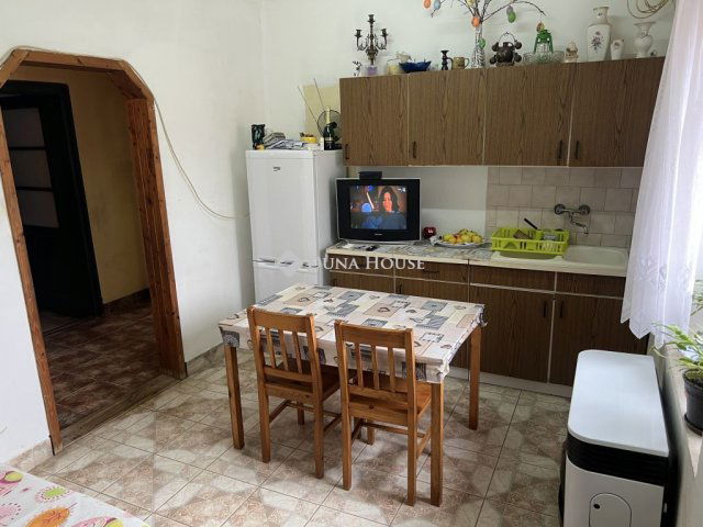 Eladó családi ház, Sárbogárdon 24.5 M Ft, 2 szobás