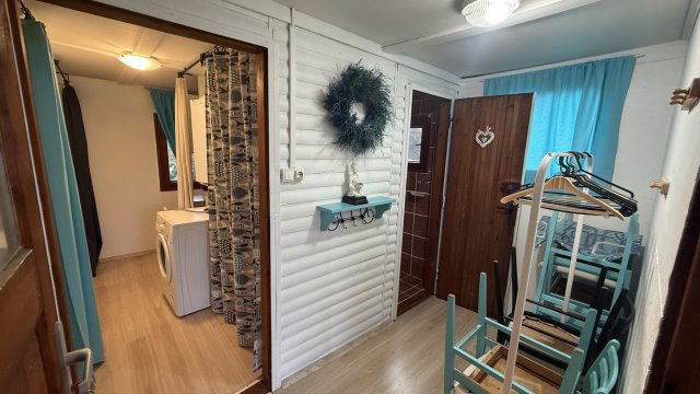 Eladó nyaraló, Balatonalmádiban, Veszprémi úton 48 M Ft