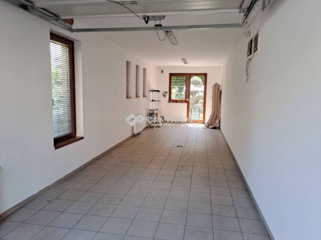 Kiadó téglalakás, albérlet, Kecskeméten 545 E Ft / hó