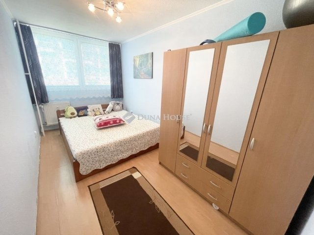 Eladó téglalakás, Budapesten, XVI. kerületben 79.56 M Ft