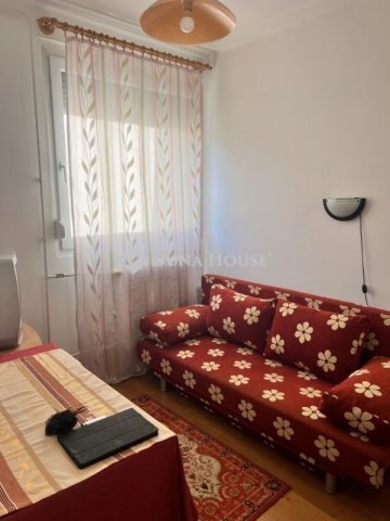 Eladó téglalakás, Zircen 59 M Ft, 4 szobás