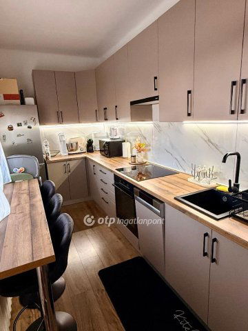 Eladó téglalakás, Sárospatakon 31.5 M Ft, 2 szobás