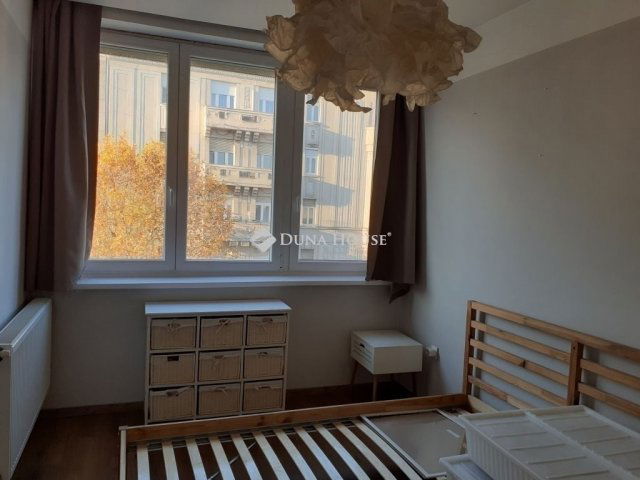 Eladó téglalakás, Budapesten, XI. kerületben 105 M Ft, 3 szobás