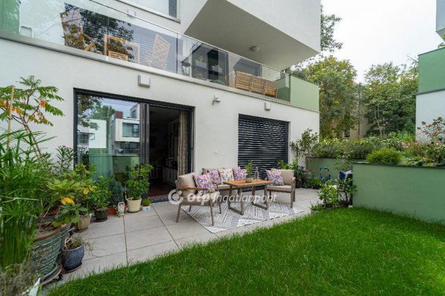 Eladó téglalakás, Budapesten, XII. kerületben 399.9 M Ft