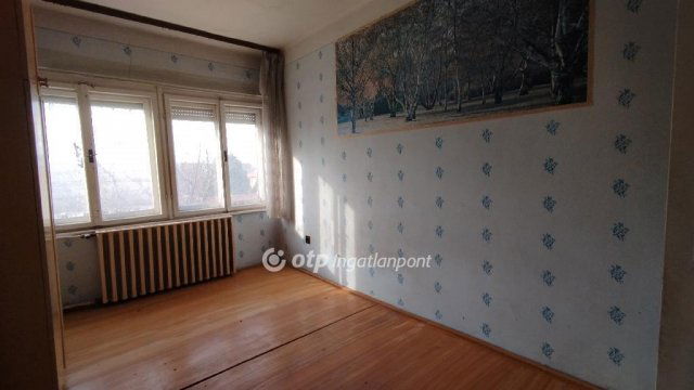 Eladó családi ház, Jászdózsán 26.5 M Ft, 3+4 szobás