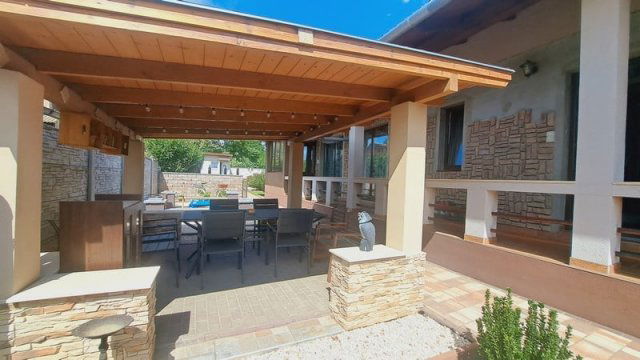 Eladó családi ház, Taksonyon 164 M Ft, 2+1 szobás