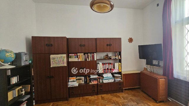 Eladó téglalakás, Budapesten, V. kerületben 110 M Ft, 3+1 szobás