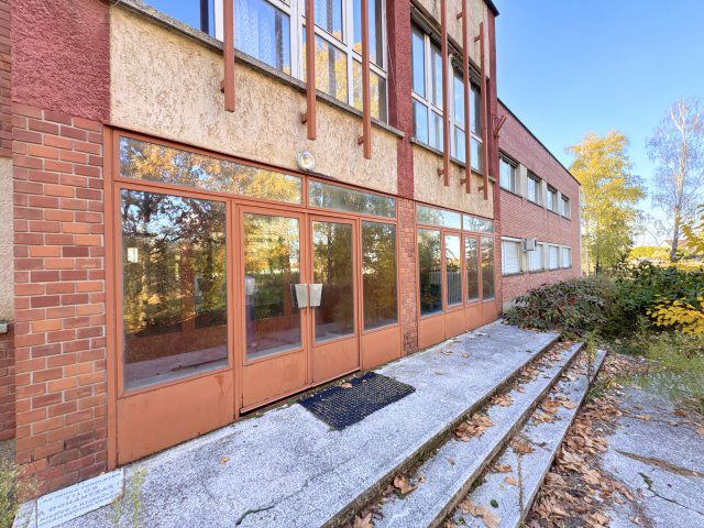 Eladó iroda, Szajkon 109.9 M Ft, 1 szobás / költözzbe.hu