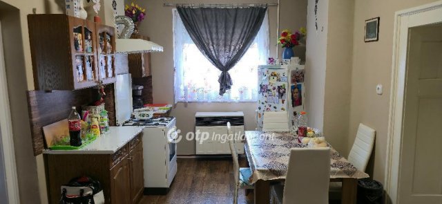 Eladó családi ház, Mikepércsen 44.9 M Ft, 3 szobás