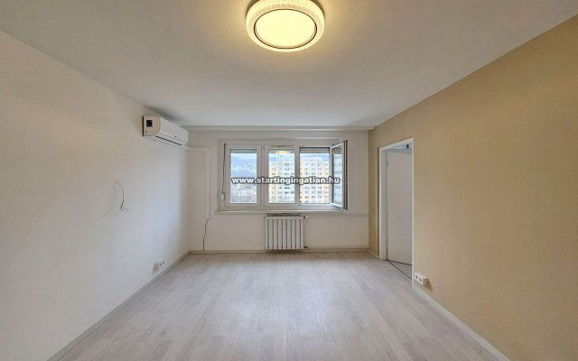 Eladó panellakás, Budapesten, III. kerületben, Szőlő utcában