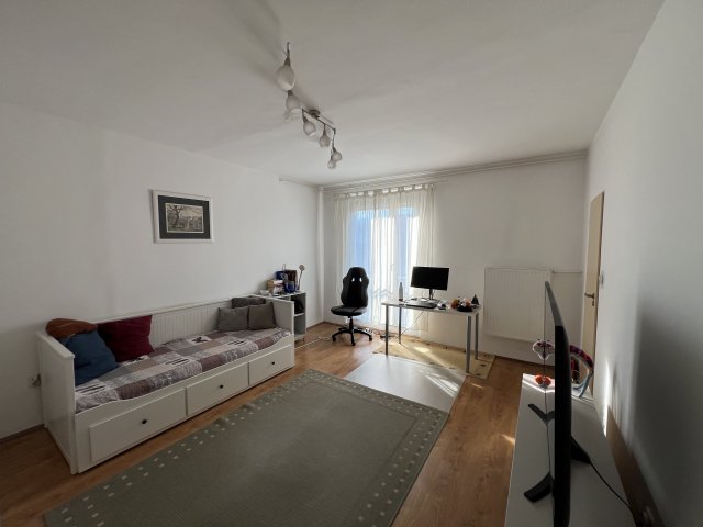 Eladó panellakás, Pécsett, Építők útján 45.6 M Ft, 2 szobás