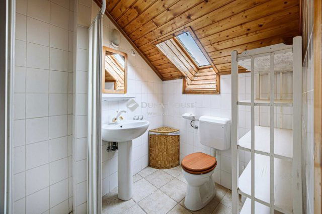 Eladó családi ház, Ceglédbercelen 457.2 M Ft, 11 szobás