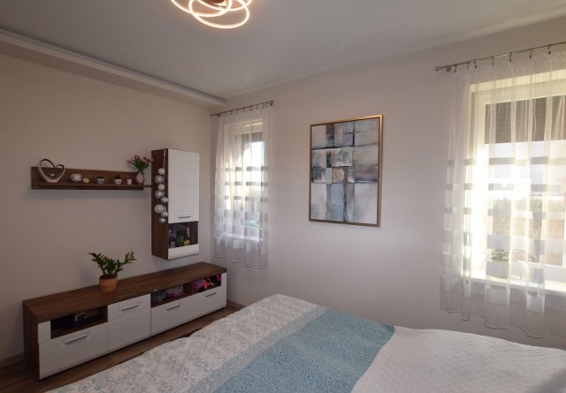 Eladó ikerház, Debrecenben 169 M Ft, 4 szobás