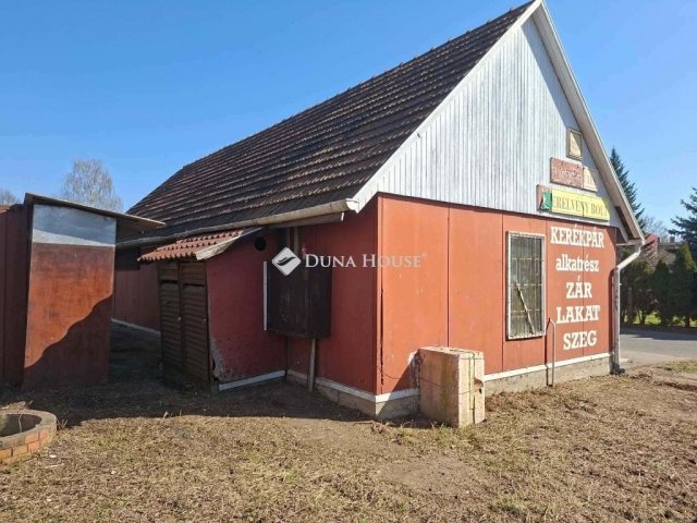 Eladó családi ház, Záhonyon 12.5 M Ft, 2 szobás