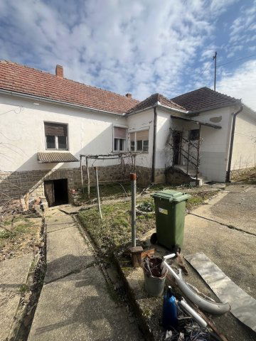 Eladó családi ház, Ligeten 17.5 M Ft, 3 szobás