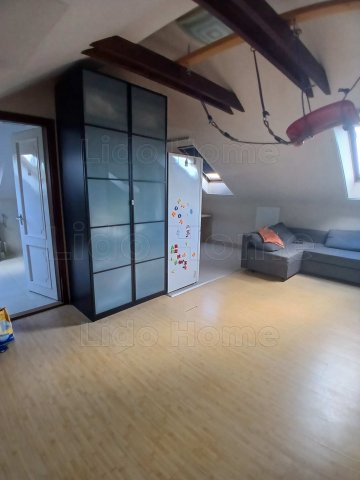 Eladó üzlethelyiség, Balatonkenesén 89.9 M Ft, 1+2 szobás