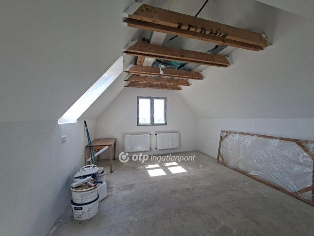 Eladó családi ház, Biatorbágyon 42.999 M Ft, 2+1 szobás