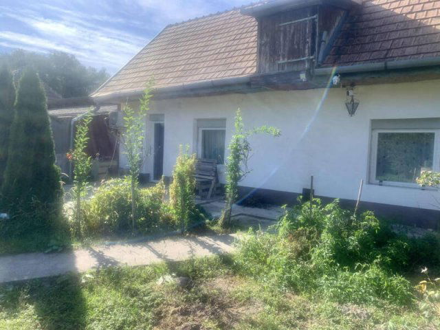 Eladó családi ház, Piliscséven 49.9 M Ft, 3 szobás