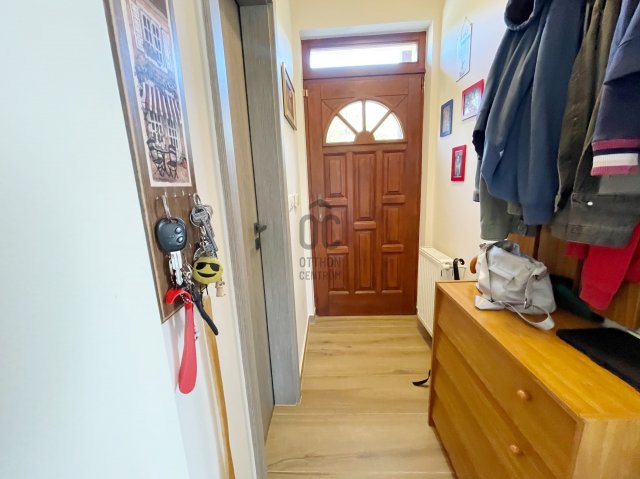 Eladó ikerház, Pécelen 86 M Ft, 4 szobás / költözzbe.hu