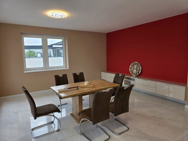 Eladó téglalakás, XV. kerületben, Szántóföld utcában