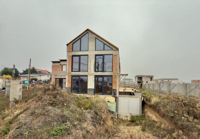 Eladó családi ház, Budapesten, XVIII. kerületben 209 M Ft