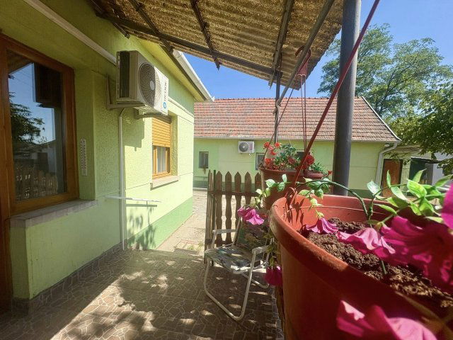 Eladó családi ház, Orgoványon 39.9 M Ft, 6 szobás