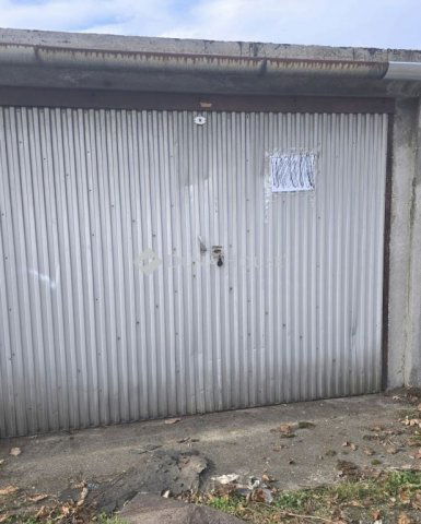 Eladó garázs, Pécsett 7 M Ft / költözzbe.hu