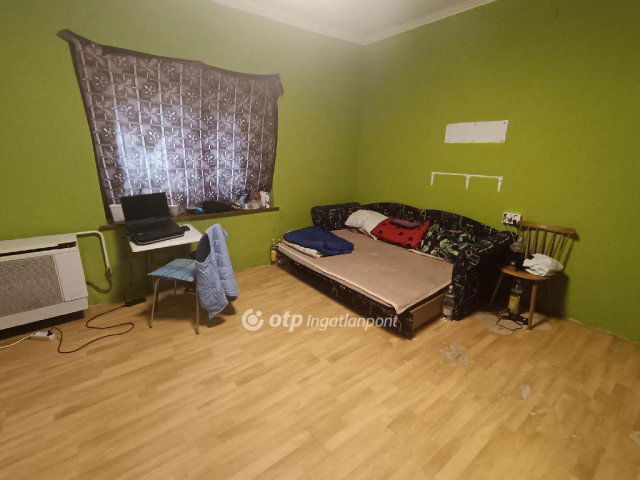 Eladó családi ház, Kenderesen 10 M Ft, 2 szobás