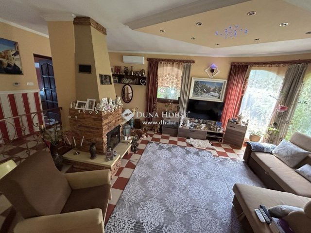 Eladó családi ház, Ceglédbercelen 148.72 M Ft, 4 szobás