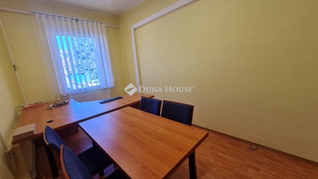 Kiadó iroda, Zalaegerszegen, Alsóerdei úton 24 E Ft / hó