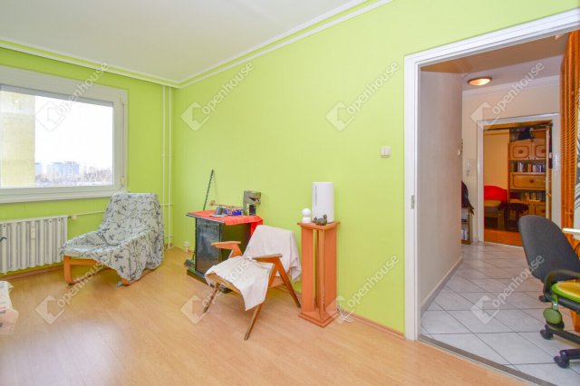 Eladó panellakás, Szegeden 49.9 M Ft, 2 szobás