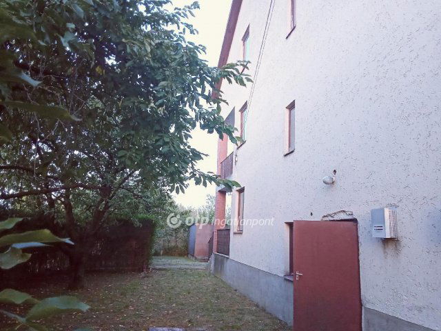 Eladó családi ház, Fehérgyarmaton 69.5 M Ft, 6 szobás