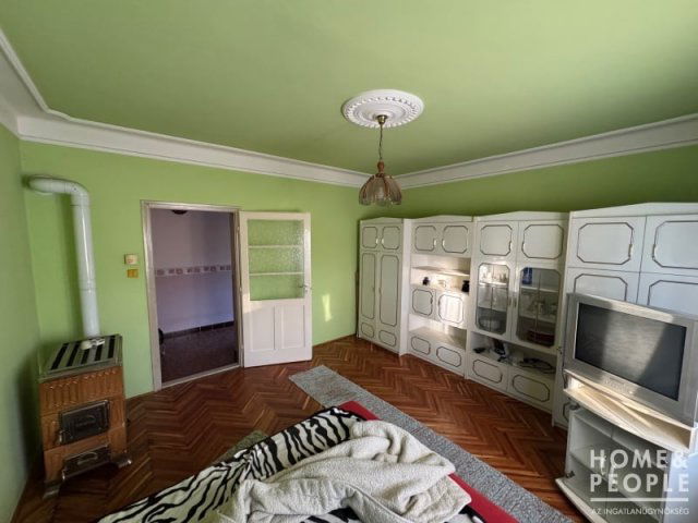 Eladó családi ház, Hódmezővásárhelyen 38 M Ft, 2 szobás