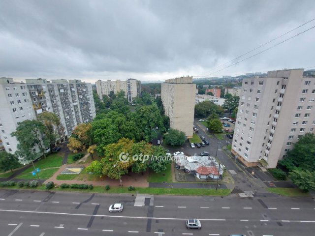 Eladó panellakás, Miskolcon 31.5 M Ft, 2 szobás