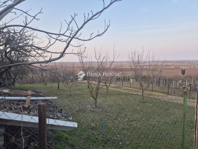 Eladó telek, Siófokon 20 M Ft / költözzbe.hu