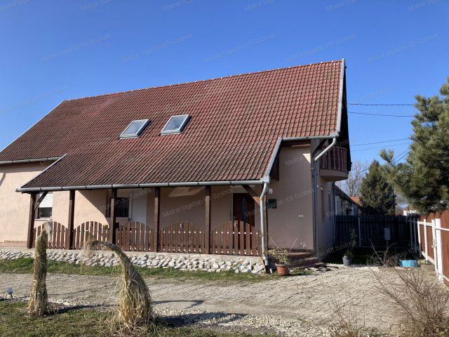 Eladó családi ház, Kőteleken 37.9 M Ft, 5+1 szobás