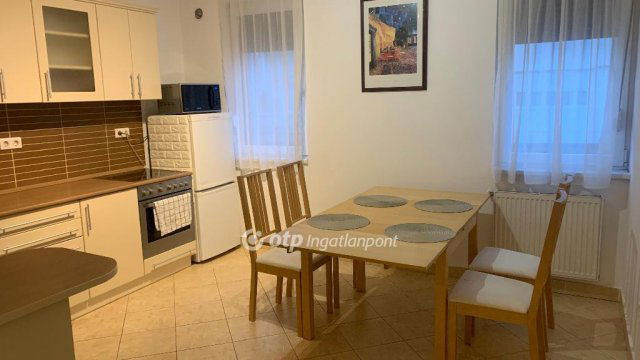 Kiadó téglalakás, albérlet, Nyíregyházán 160 E Ft / hó