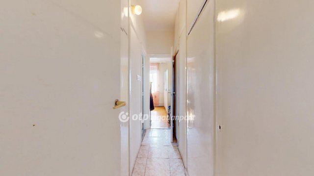 Eladó téglalakás, Nyíregyházán 43 M Ft, 2 szobás