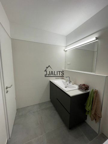 Kiadó téglalakás, albérlet, III. kerületben, Szent István utcában