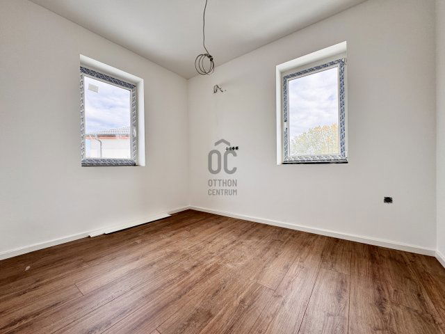 Eladó családi ház, Enesén 82.4 M Ft, 4 szobás