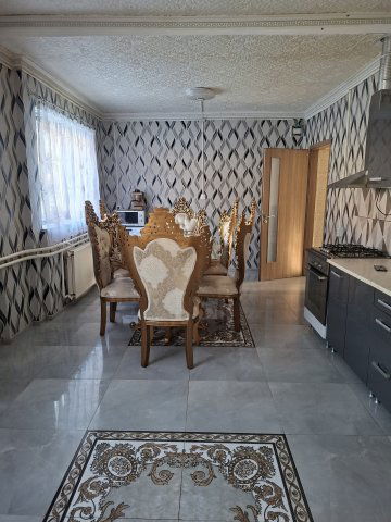 Eladó családi ház, Vizsláson 28.5 M Ft, 3+1 szobás