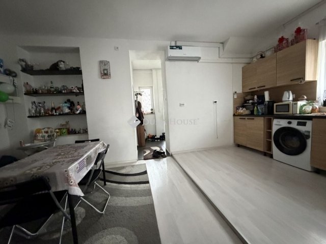 Eladó családi ház, Budapesten, XX. kerületben 239 M Ft