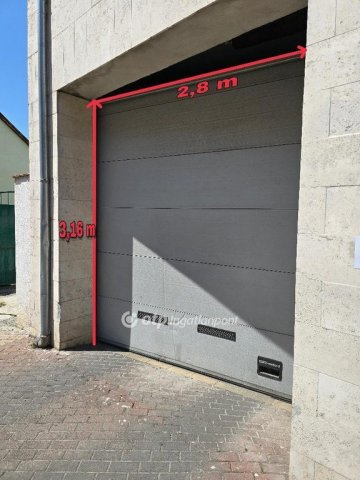 Eladó garázs, Pápán 4.6 M Ft / költözzbe.hu