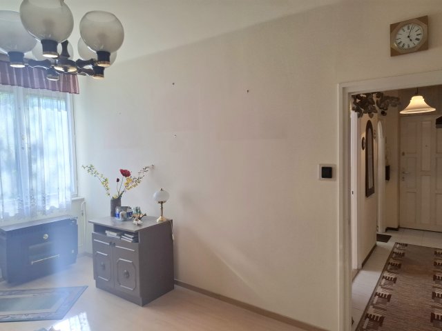 Eladó téglalakás, Debrecenben, Füredi úton 61.9 M Ft