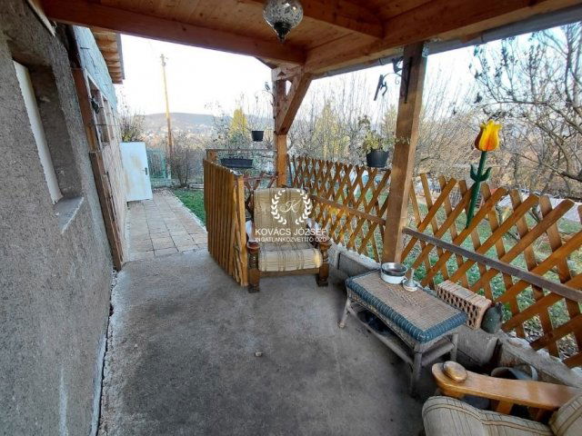 Eladó nyaraló, Ózdon 4.6 M Ft, 1 szobás / költözzbe.hu